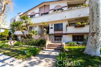 Splendid Chateau Laurel Condominium Located at 4248 Laurel Canyon Boulevard #206 was Just Sold